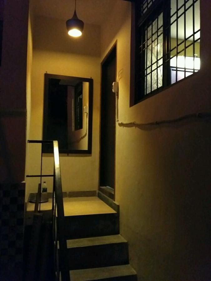 Metro House New Delhi Ngoại thất bức ảnh