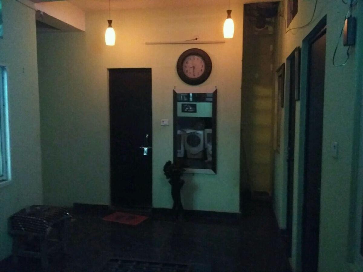 Metro House New Delhi Ngoại thất bức ảnh