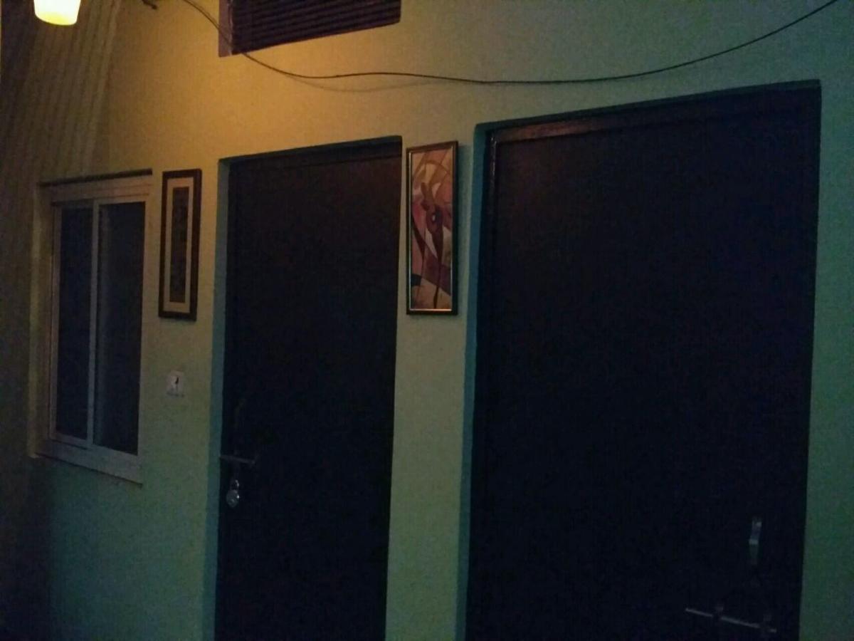 Metro House New Delhi Ngoại thất bức ảnh