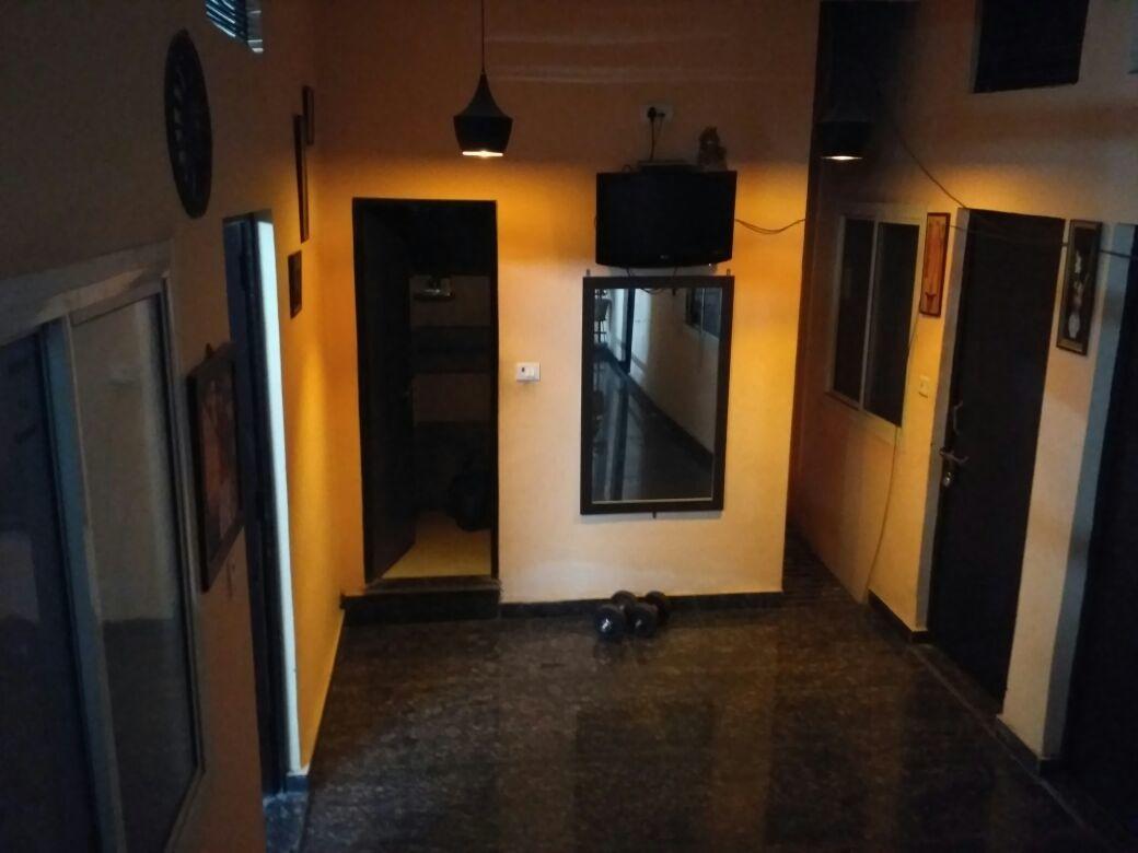 Metro House New Delhi Ngoại thất bức ảnh